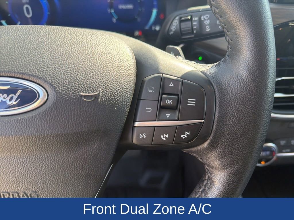 Certified 2020 Ford Escape Titanium AWD/4WD image 25