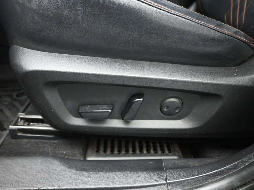 Used 2022 Mitsubishi Outlander SEL image 37