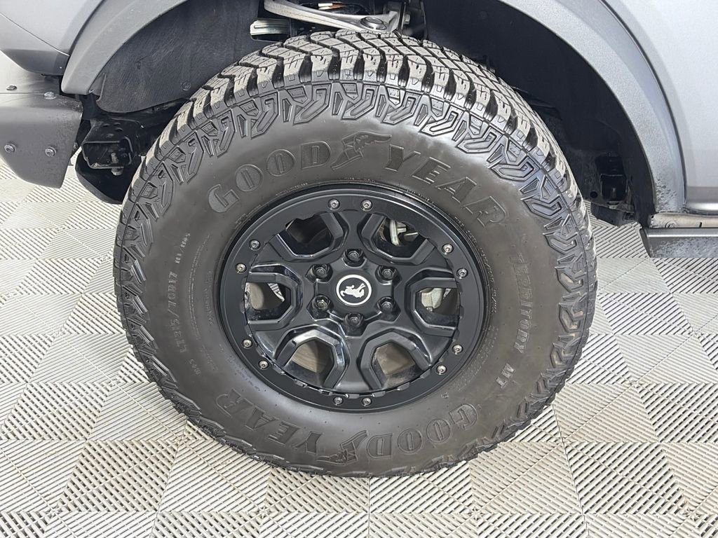 Certified 2022 Ford Bronco Badlands image 8