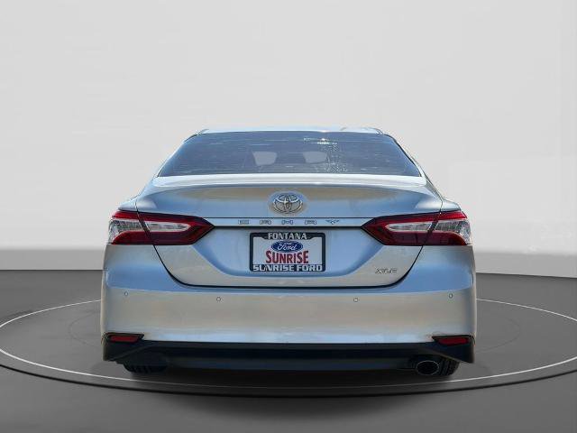 Used 2018 Toyota Camry XLE FWD image 3