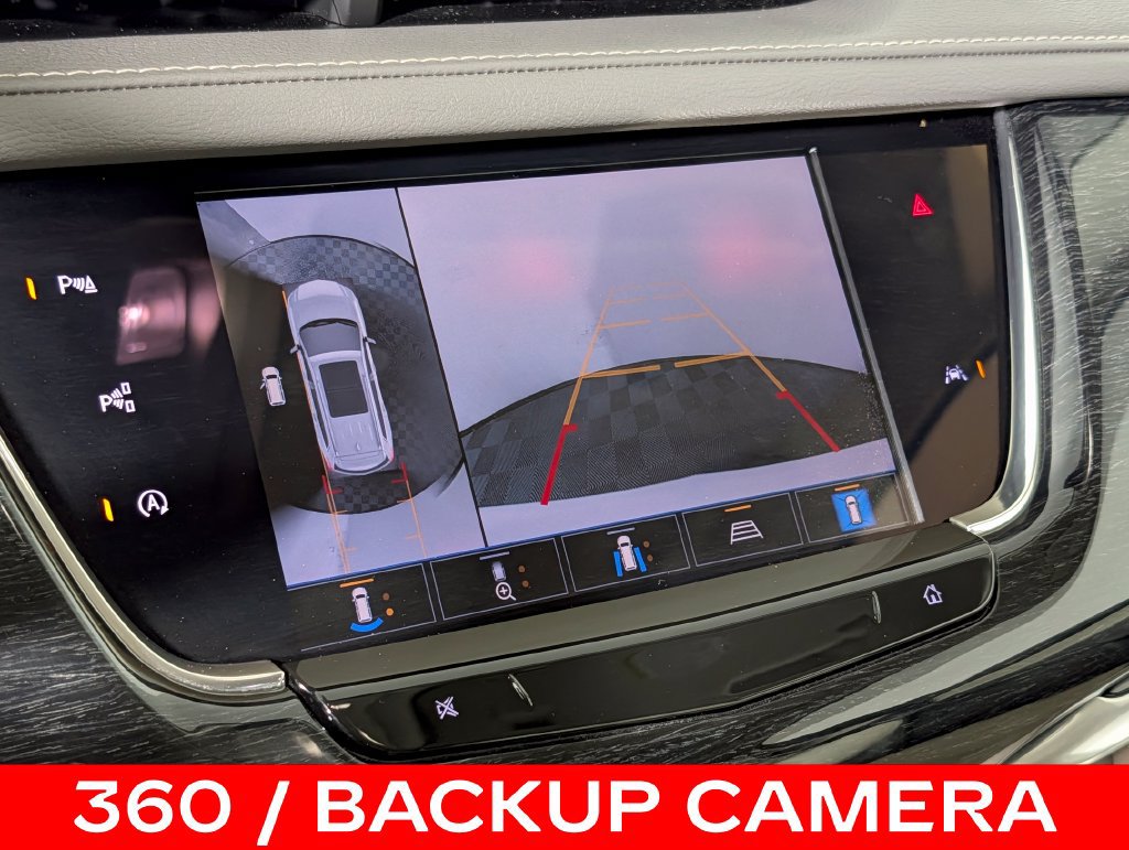 Used 2023 Cadillac XT6 Premium Luxury w/ Technology Package FWD image 9