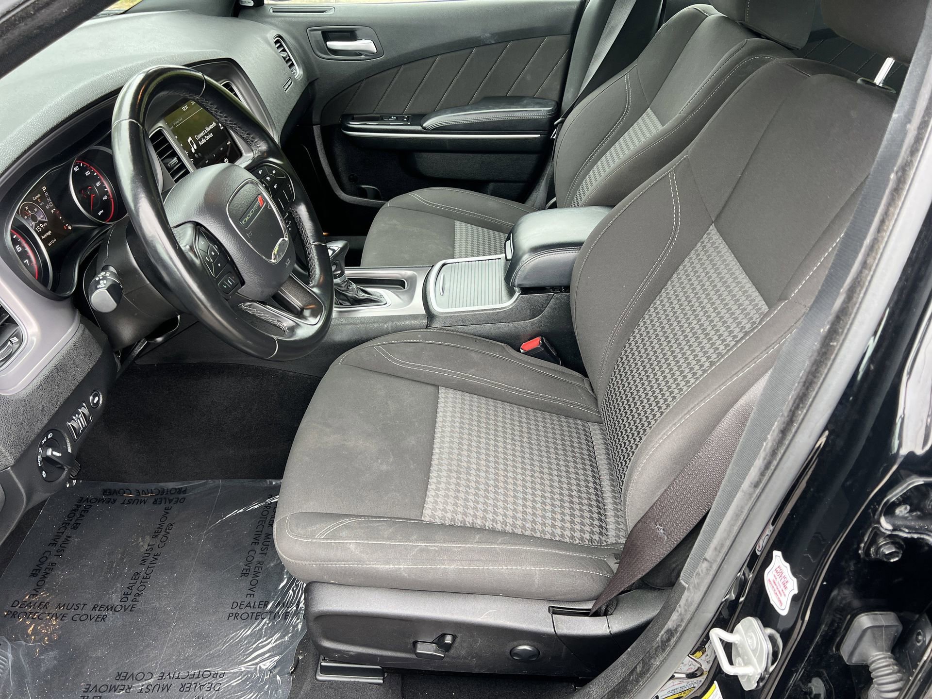 Used 2023 Dodge Charger SXT image 23