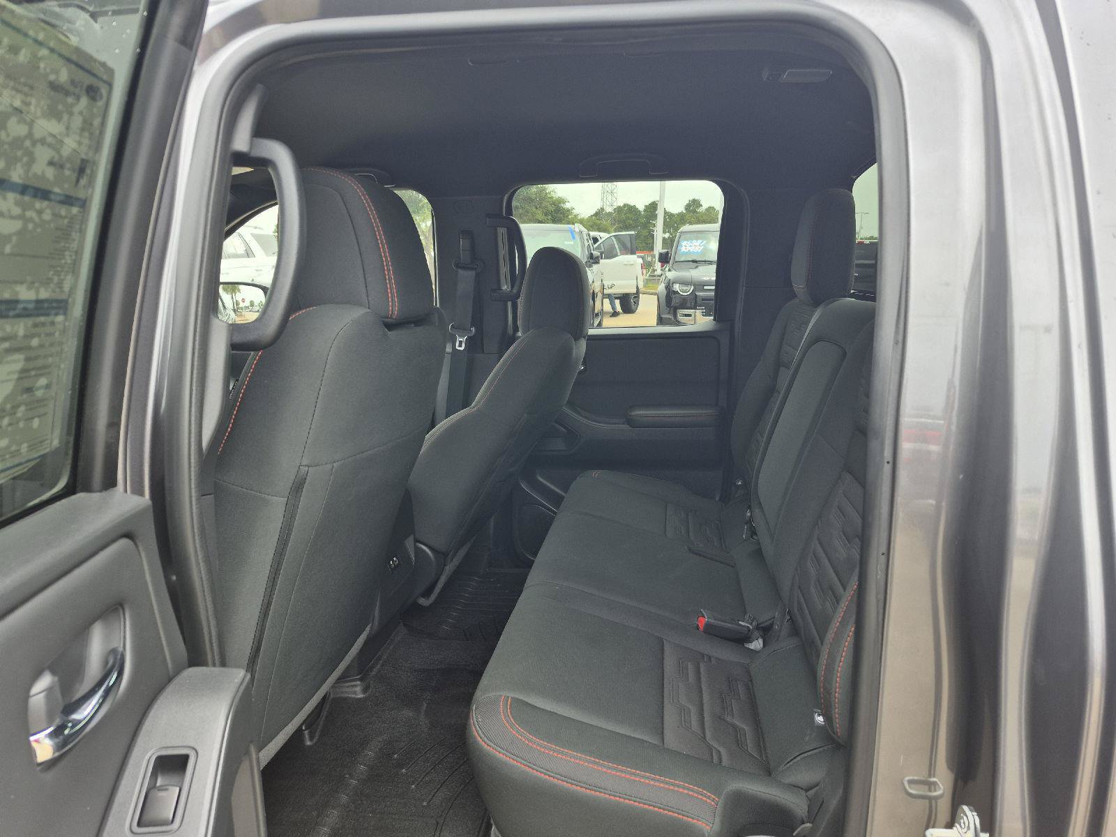 Used 2024 Nissan Frontier Pro-X w/ Technology Package RWD image 7