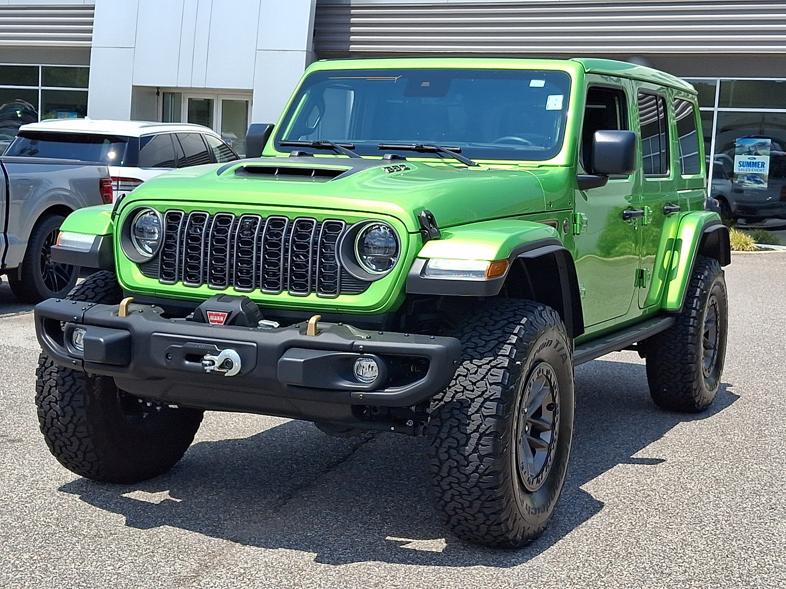 Used 2025 Jeep Wrangler Unlimited Rubicon 392 AWD/4WD image 4