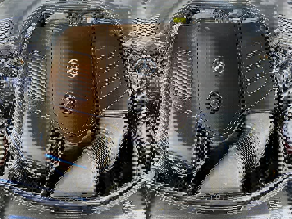 Used 2022 Mercedes-Benz C 300 4MATIC Sedan image 12