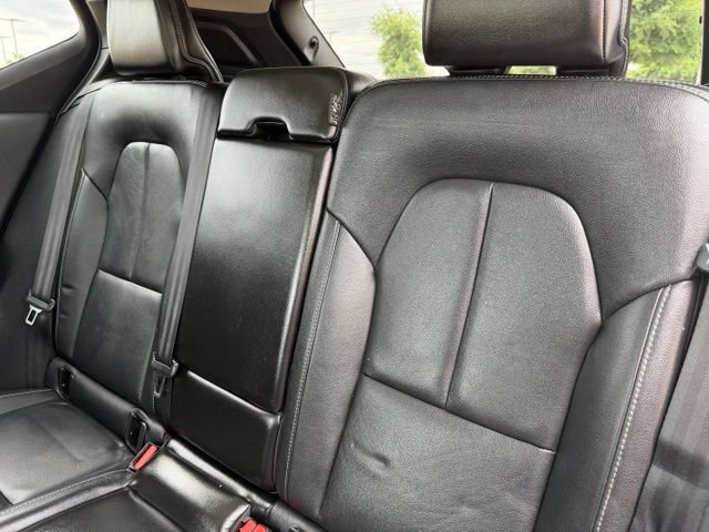 Used 2019 Volvo XC40 T5 Momentum AWD/4WD image 19