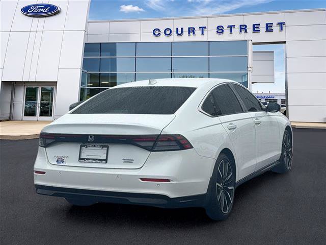 Used 2023 Honda Accord Touring image 5