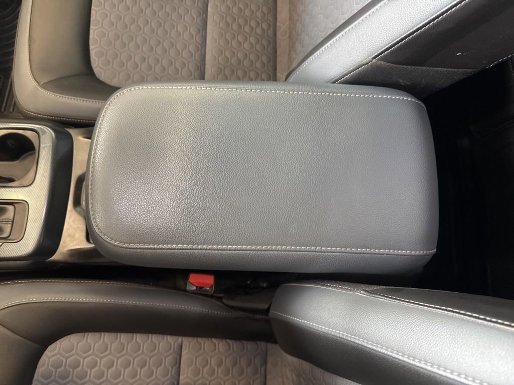 Used 2022 Chevrolet Colorado Z71 w/ Trail Boss Package image 16