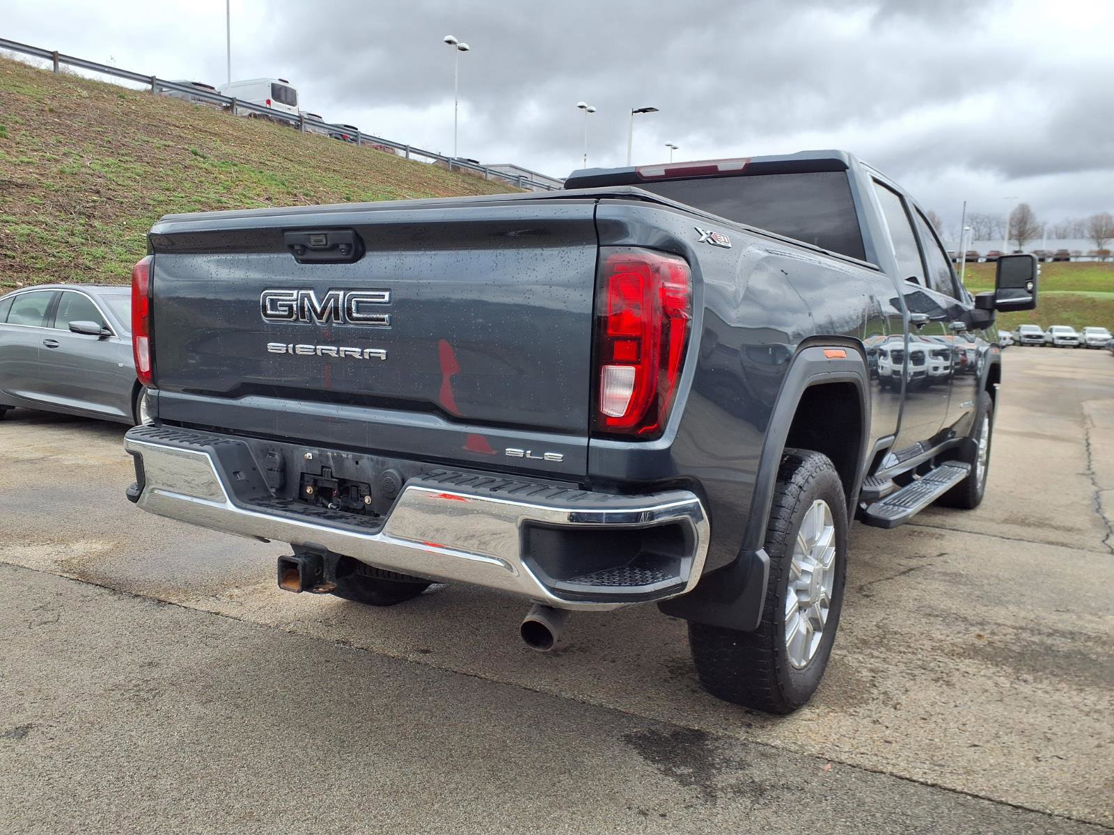 Used 2020 GMC Sierra 2500 SLE w/ SLE Value Package; image 4
