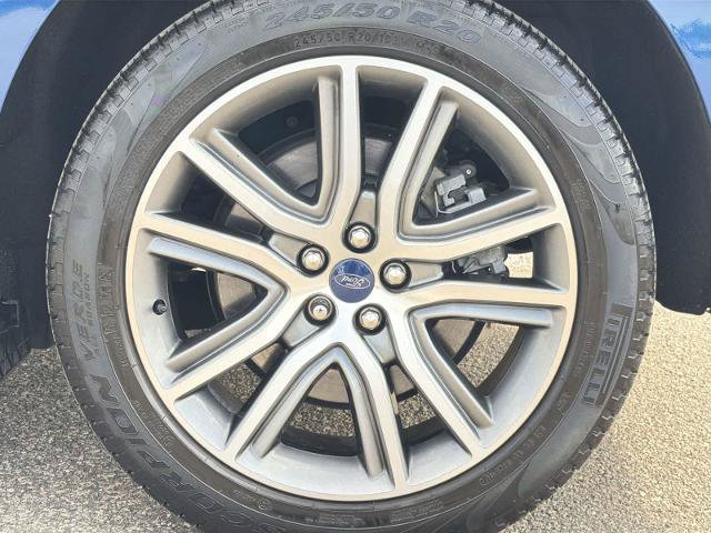 Certified 2022 Ford Edge Titanium AWD/4WD image 14