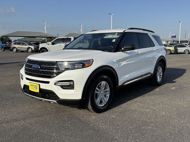 Certified 2024 Ford Explorer XLT w/ Equipment Group 202A RWD image 9