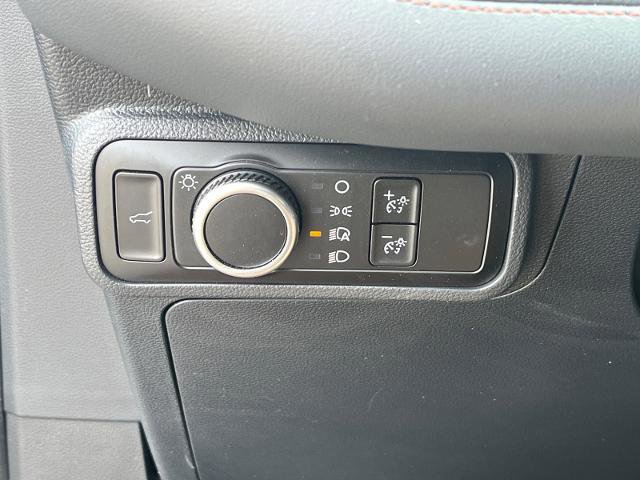 Certified 2025 Ford Explorer Active image 16