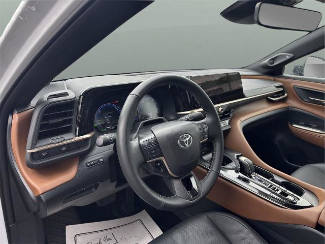 Used 2025 Toyota Crown w/ Advanced Technology Package AWD/4WD image 15