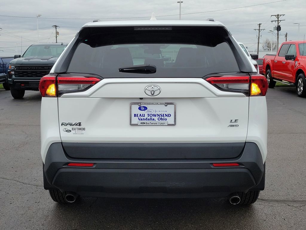 Used 2020 Toyota RAV4 LE w/ All Weather Liner Package image 4