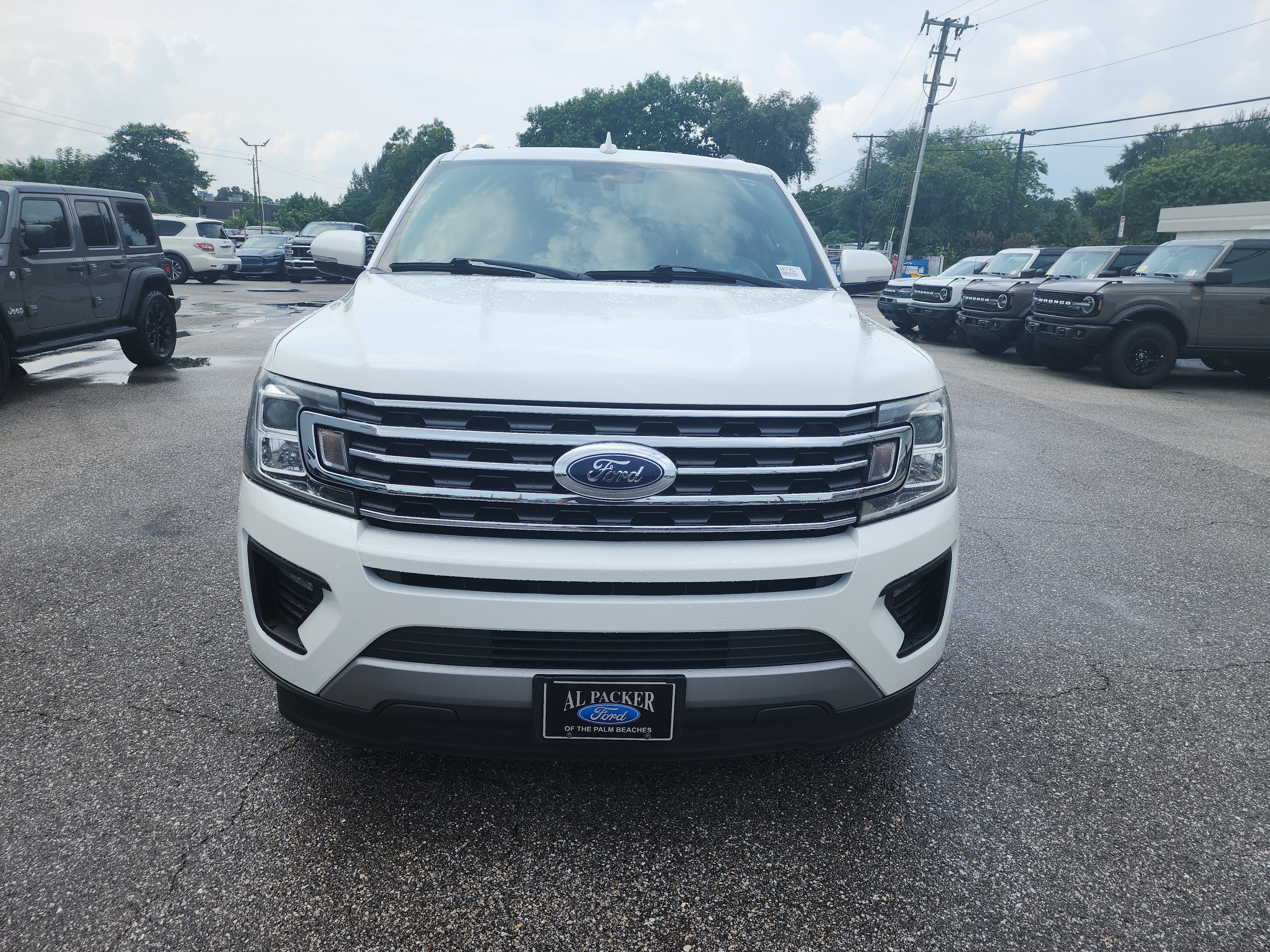 Certified 2020 Ford Expedition XLT w/ Equipment Group 202A RWD image 8