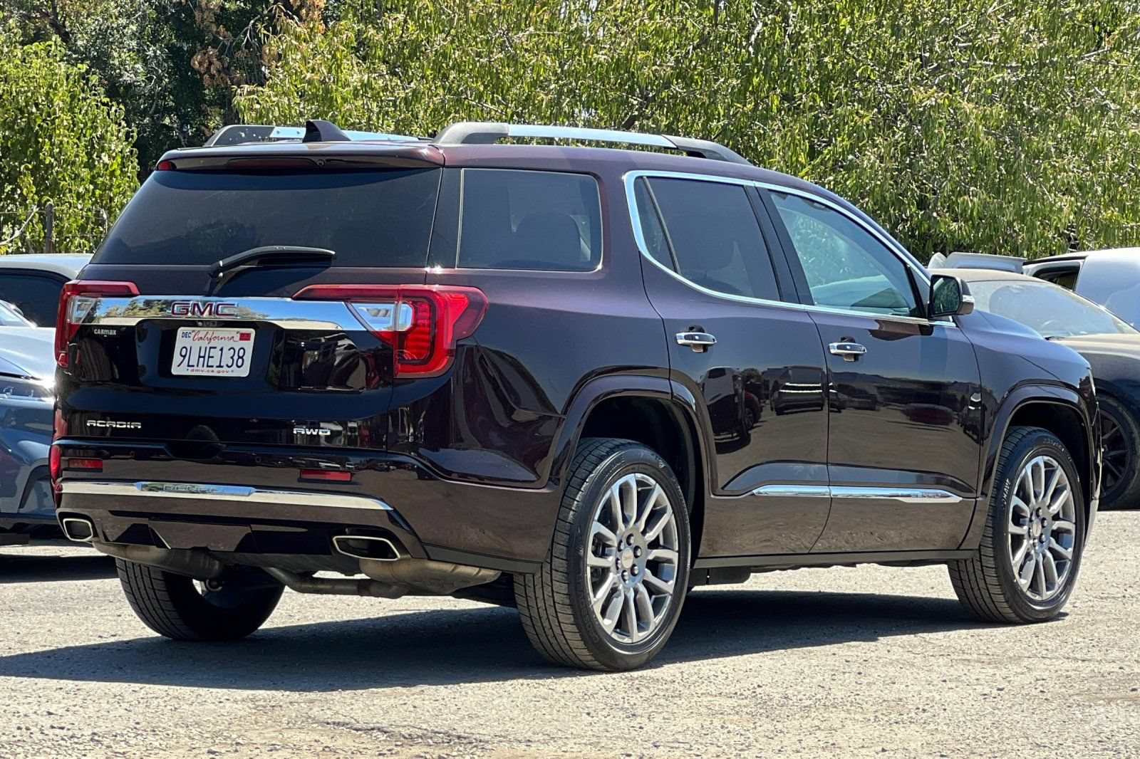 Used 2021 GMC Acadia Denali w/ Denali Ultimate Package AWD/4WD image 4