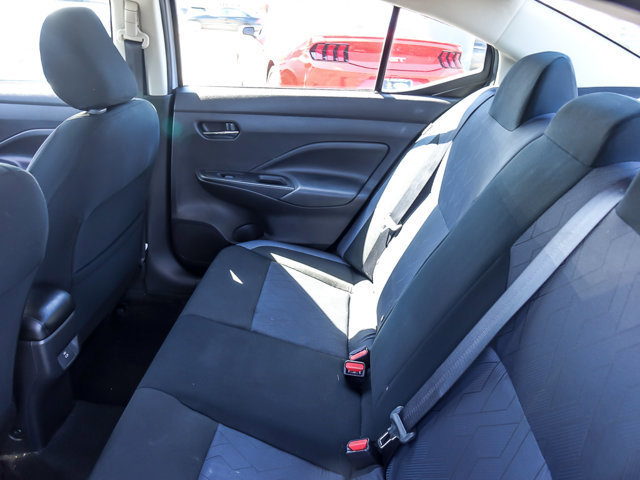 Used 2025 Nissan Versa SV image 12