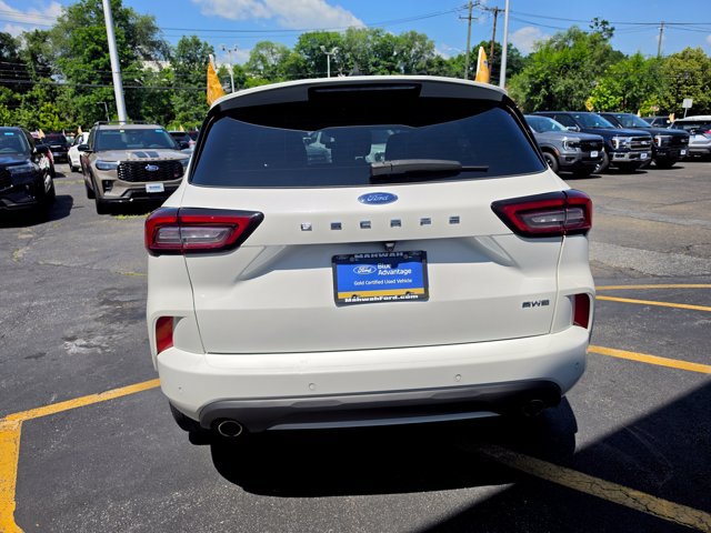 Certified 2023 Ford Escape ST-Line Select w/ Tech Pack #2 AWD/4WD image 6