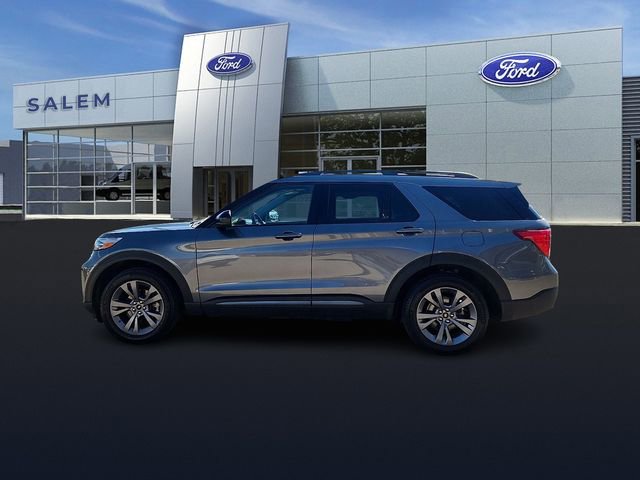 Certified 2022 Ford Explorer XLT w/ Equipment Group 202A image 5