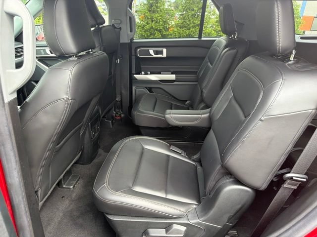 Certified 2023 Ford Explorer XLT w/ Equipment Group 202A AWD/4WD image 13