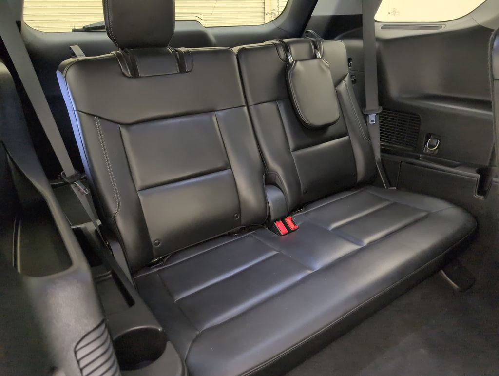 Certified 2021 Ford Explorer XLT w/ Equipment Group 202A RWD image 17