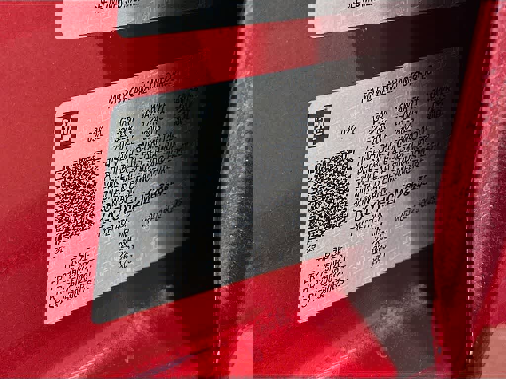 Used 2021 Chevrolet Silverado 1500 High Country w/ Technology Package image 26