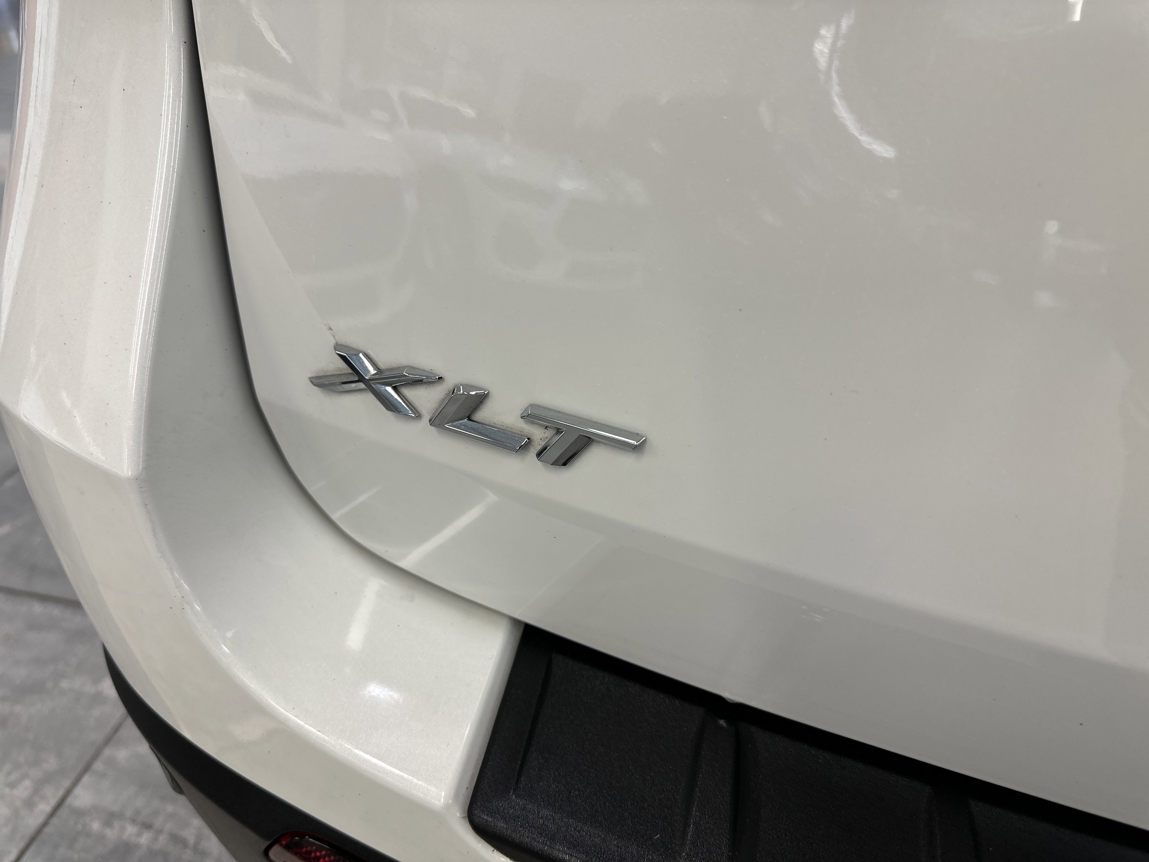 Certified 2022 Ford Explorer XLT w/ Equipment Group 202A image 20