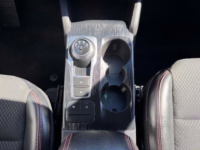 Certified 2025 Ford Escape ST-Line Select AWD/4WD image 17