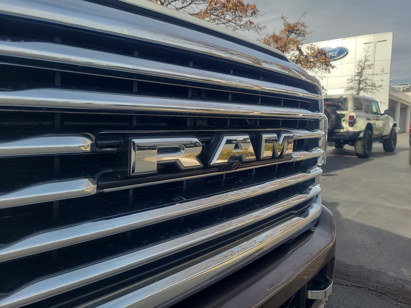 Used 2022 RAM 3500 Limited image 23