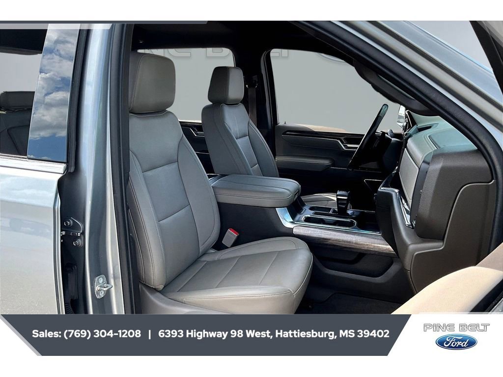Used 2023 Chevrolet Silverado 1500 LTZ w/ Technology Package image 8