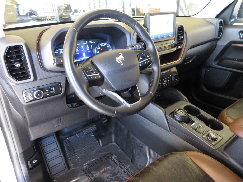 Certified 2024 Ford Bronco Sport Badlands w/ Premium Package AWD/4WD image 14