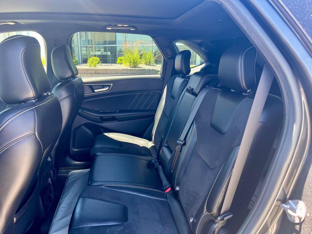 Certified 2020 Ford Edge ST w/ Equipment Group 401A AWD/4WD image 13