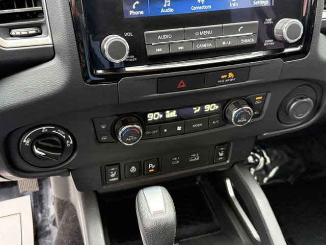 Used 2023 Nissan Frontier SV w/ SV Convenience Package image 14