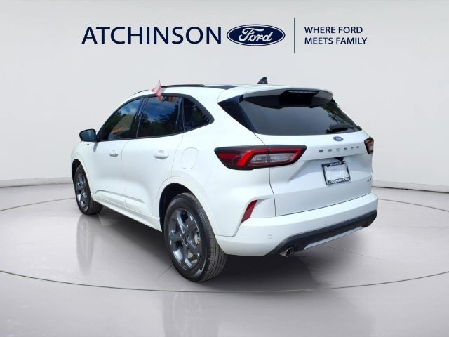 Certified 2024 Ford Escape ST-Line w/ Tech Pack #1 AWD/4WD image 7