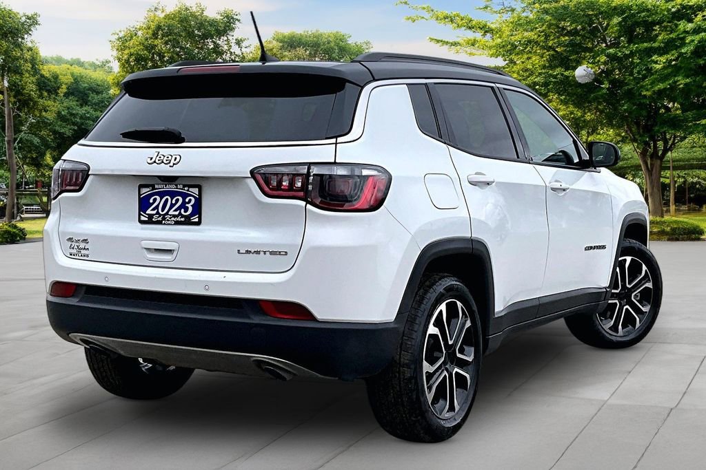 Used 2023 Jeep Compass Limited AWD/4WD image 12