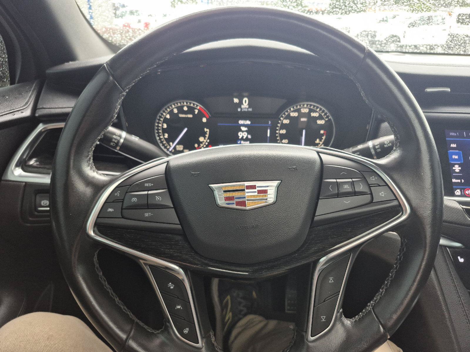 Used 2021 Cadillac XT5 Premium Luxury w/ LPO, Floor Liner Package FWD image 8