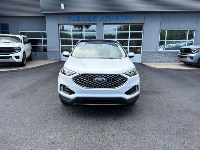 Certified 2024 Ford Edge SEL w/ Convenience Package AWD/4WD image 3