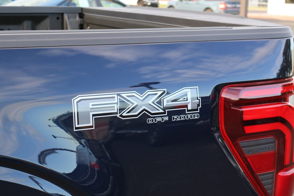 Certified 2025 Ford F150 Lariat w/ Equipment Group 501A Mid image 11