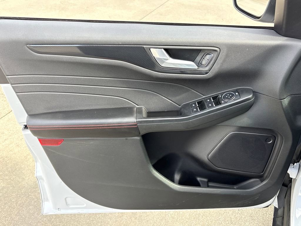 Certified 2023 Ford Escape ST-Line w/ Tech Pack #1 image 14