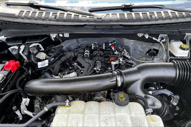 Certified 2025 Ford Expedition Active AWD/4WD image 10