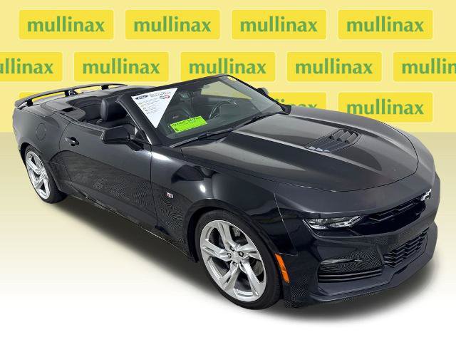 Used 2020 Chevrolet Camaro SS RWD image 11
