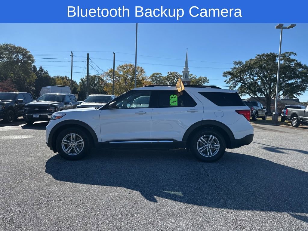 Certified 2022 Ford Explorer XLT w/ Equipment Group 202A image 3