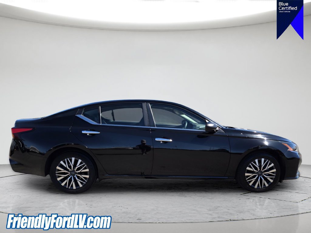 Used 2025 Nissan Altima 2.5 SV FWD image 8