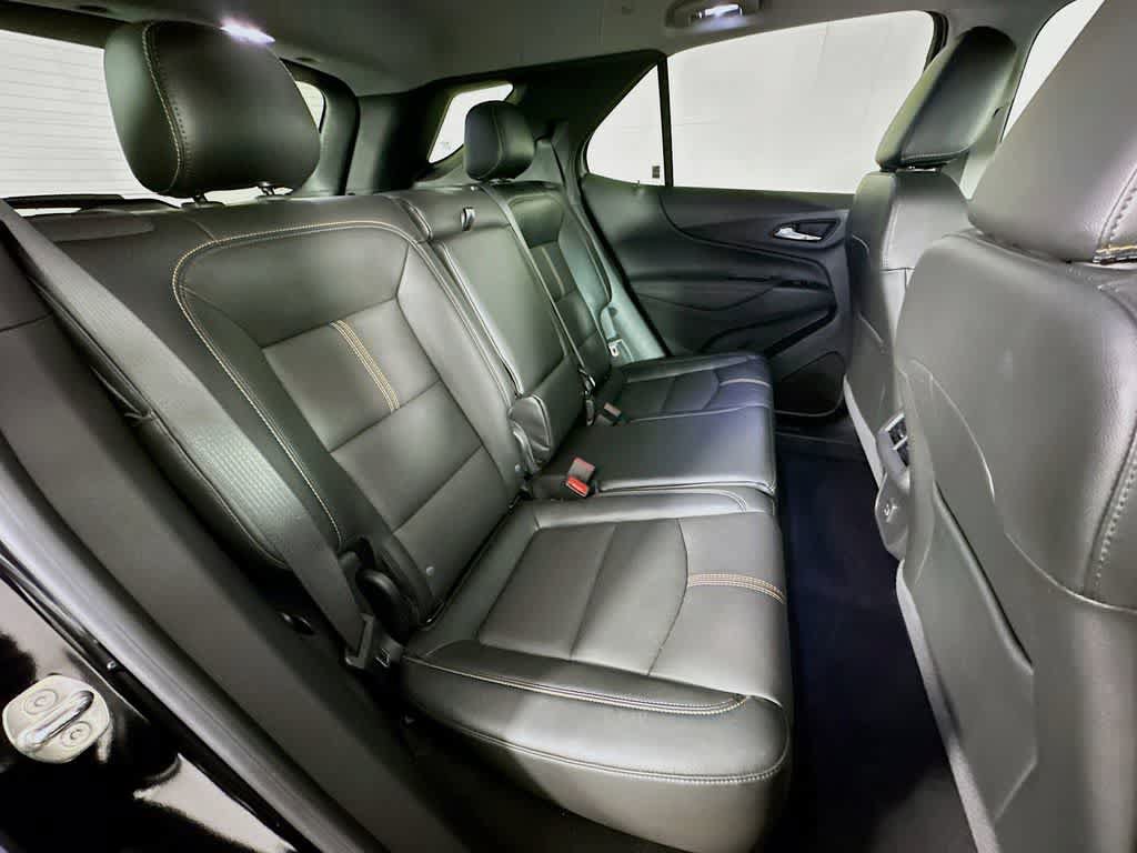 Used 2024 Chevrolet Equinox Premier AWD/4WD image 31
