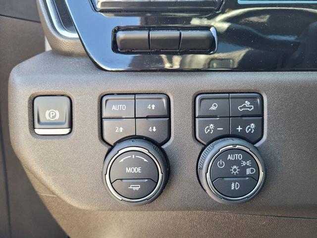Used 2025 Chevrolet Silverado 2500 LTZ w/ LTZ Premium Package image 24