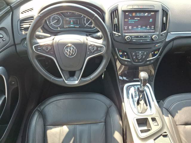 Used 2017 Buick Regal Sport Touring FWD image 27