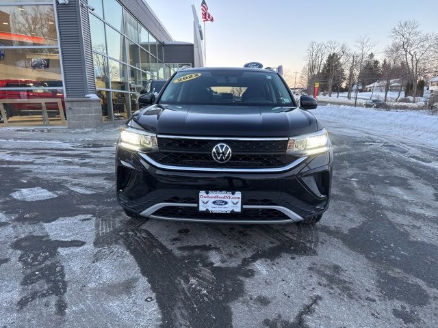 Used 2022 Volkswagen Taos SE image 3