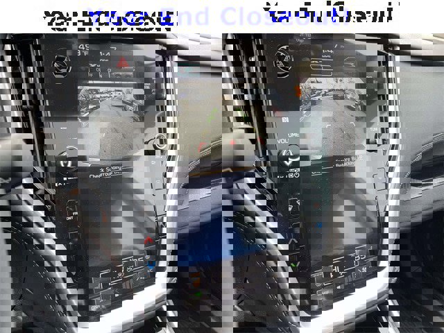 Used 2023 Subaru Outback Premium image 28