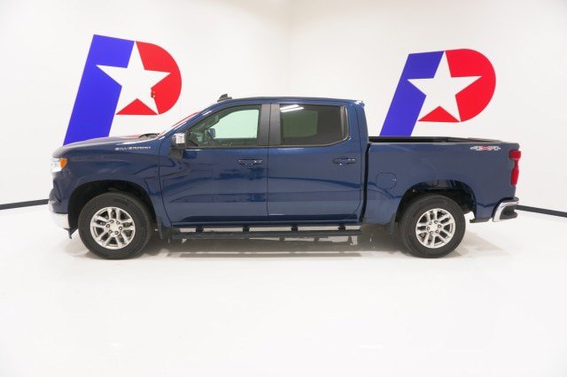 Used 2023 Chevrolet Silverado 1500 LT AWD/4WD image 9