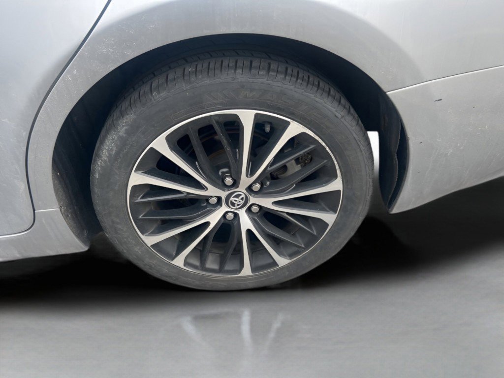 Used 2020 Toyota Camry SE image 17